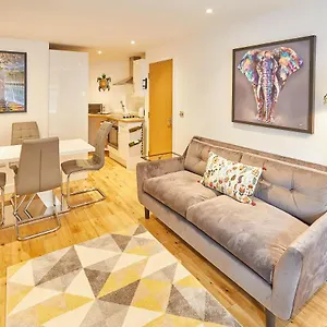 Apartment Host & - Mowbray, Harrogate